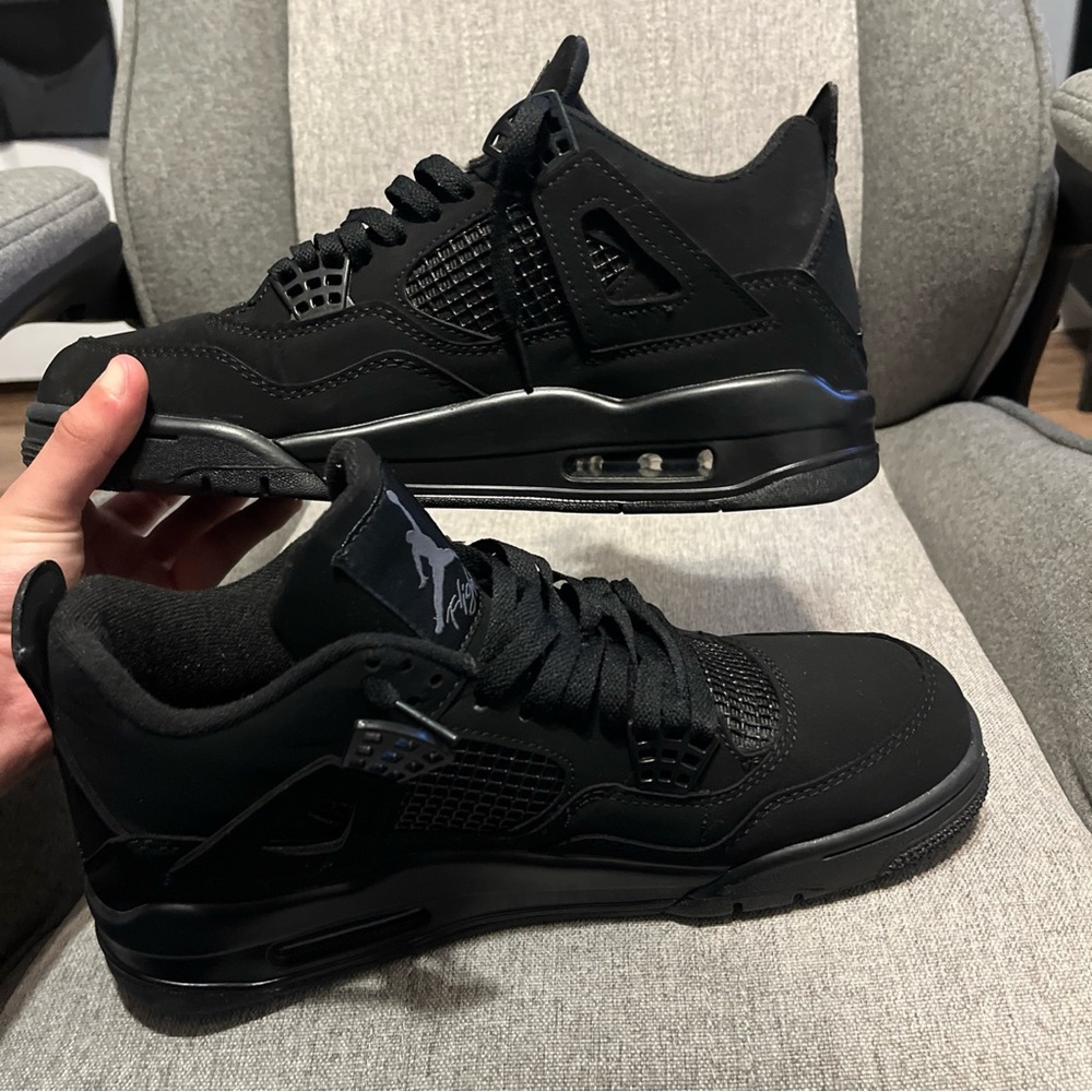 Jordan Men's Black Sneakers